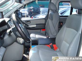 2009 Hyundai Grand Starex Images