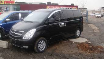 2009 Hyundai Grand Starex Photos