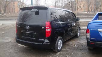 2009 Hyundai Grand Starex Photos