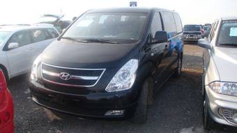 2009 Hyundai Grand Starex Pictures
