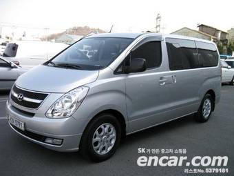 2009 Hyundai Grand Starex Photos