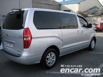 2009 Hyundai Grand Starex Pictures