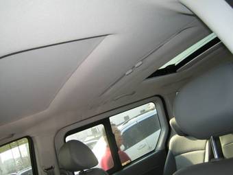 2009 Hyundai Grand Starex Images