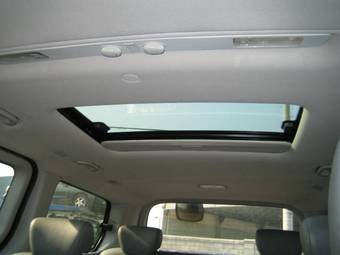 2009 Hyundai Grand Starex Pictures