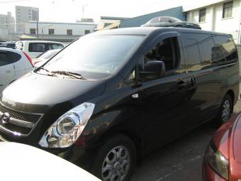 2009 Hyundai Grand Starex Pics