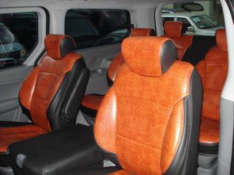 2009 Hyundai Grand Starex Pictures