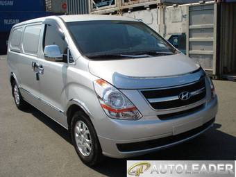 2009 Hyundai Grand Starex Photos