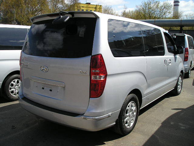Hyundai grand starex 2009