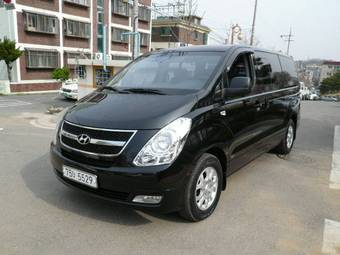 2009 Hyundai Grand Starex Photos