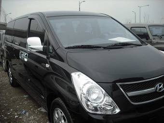 2009 Hyundai Grand Starex Photos