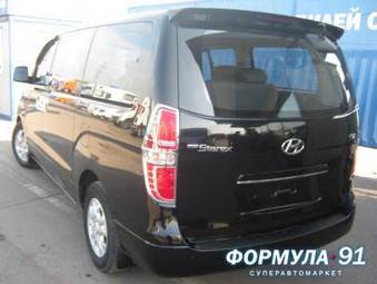 2009 Hyundai Grand Starex Pictures