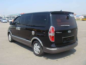 2009 Hyundai Grand Starex Pictures