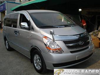 2009 Hyundai Grand Starex Pictures
