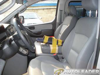 2009 Hyundai Grand Starex Pictures