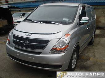 2009 Hyundai Grand Starex Photos