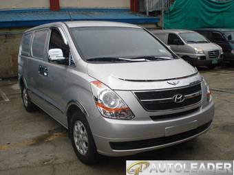 2009 Hyundai Grand Starex Pictures