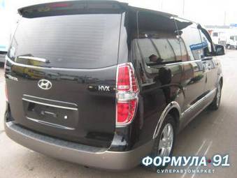 2009 Hyundai Grand Starex Pictures