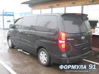 2009 Hyundai Grand Starex Pictures