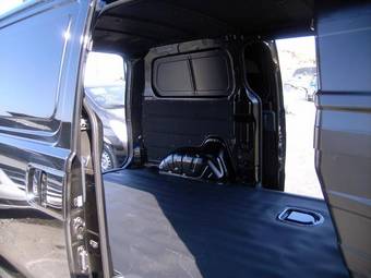 2010 Hyundai Grand Starex Pictures