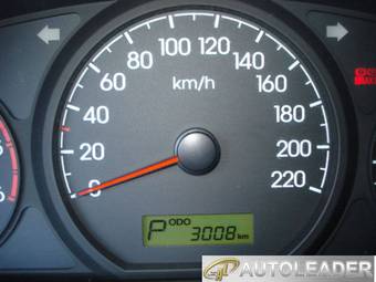 2010 Hyundai Grand Starex Pics