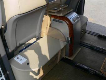 2010 Hyundai Grand Starex Photos