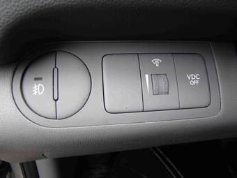 2010 Hyundai Grand Starex Photos