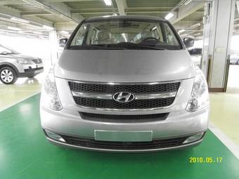 2010 Hyundai Grand Starex Photos