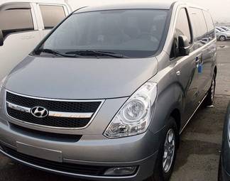 2010 Hyundai Grand Starex Photos
