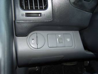2010 Hyundai Grand Starex Images