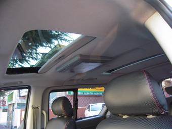 2010 Hyundai Grand Starex Photos