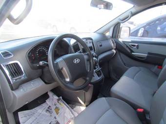 2010 Hyundai Grand Starex Wallpapers