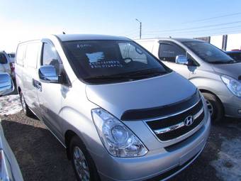 2010 Hyundai Grand Starex Photos