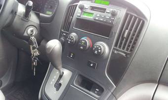 2010 Hyundai Grand Starex For Sale