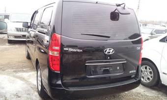 2010 Hyundai Grand Starex Pictures