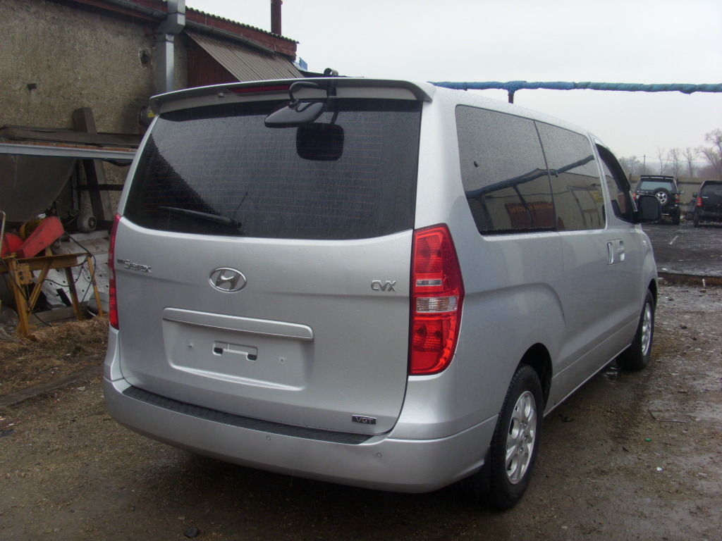 Hyundai starex 2010