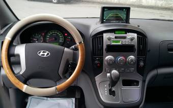 2010 Hyundai Grand Starex Wallpapers