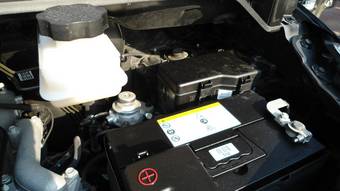2010 Hyundai Grand Starex Photos