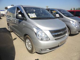 2010 Hyundai Grand Starex Photos
