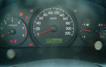 2010 Hyundai Grand Starex Photos