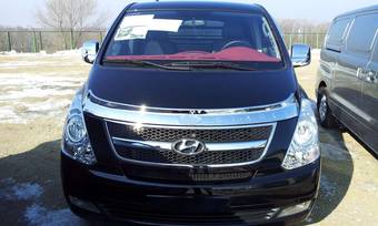 2011 Hyundai Grand Starex Photos