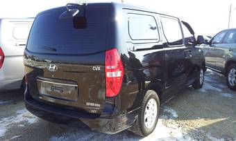 2011 Hyundai Grand Starex Wallpapers