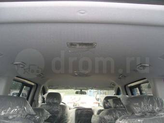 2011 Hyundai Grand Starex Images