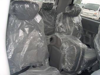 2011 Hyundai Grand Starex Pics