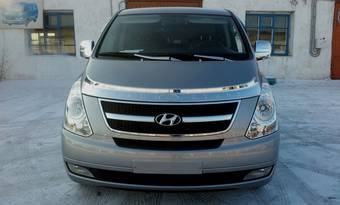 2011 Hyundai Grand Starex Pictures