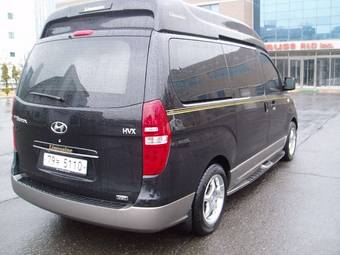 2011 Hyundai Grand Starex Photos