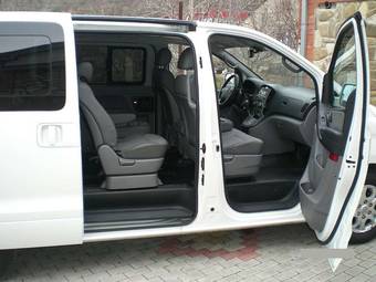 2011 Hyundai Grand Starex For Sale