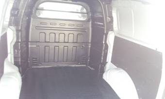 2011 Hyundai Grand Starex Images