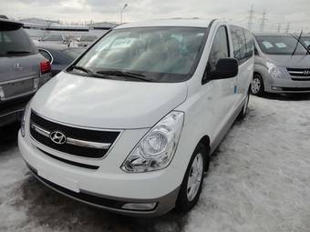 2012 Hyundai Grand Starex Photos