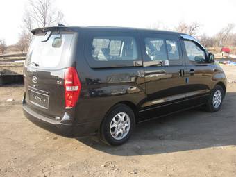 2012 Hyundai Grand Starex Photos