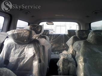 2012 Hyundai Grand Starex Pictures